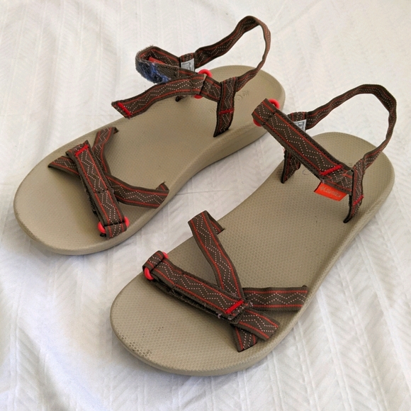 Columbia sandals - Picture 1 of 5